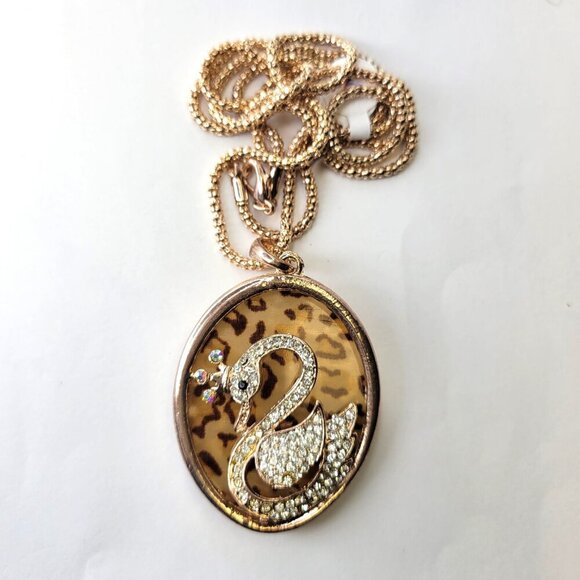 Crystal Swan Pendant Necklace - Picture 4 of 8